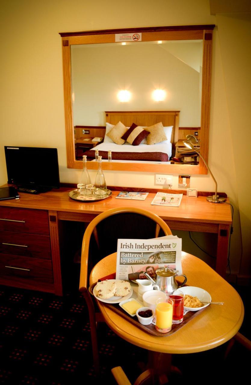 Bush Hotel County Leitrim Exteriör bild